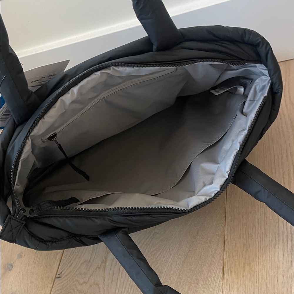 Columbia Black Puffer Tote Bag - Picture 5 of 8
